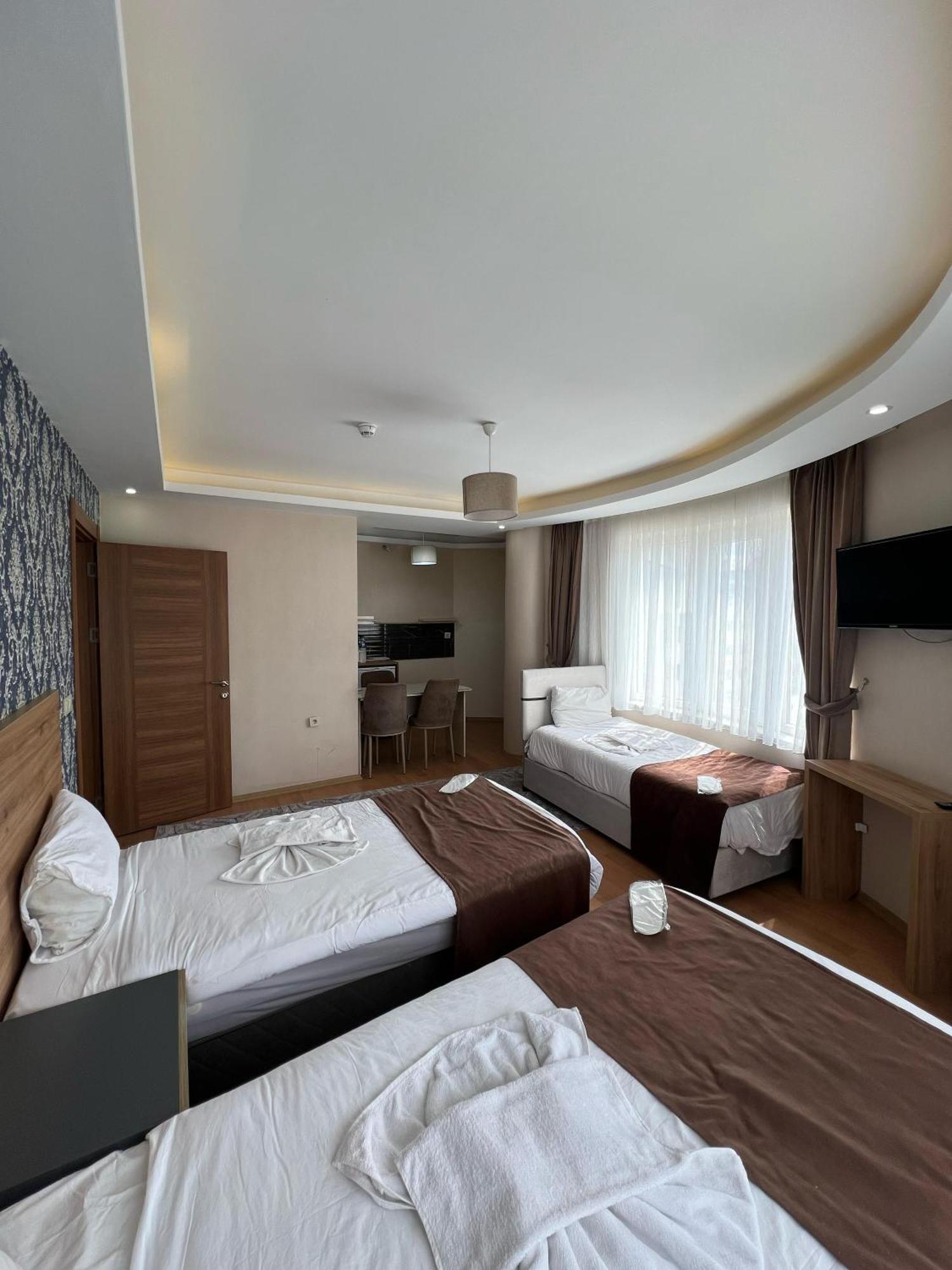 ואן Indiana Hotel מראה חיצוני תמונה