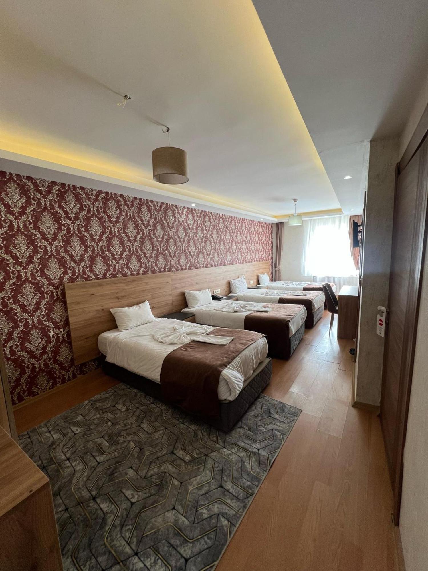 ואן Indiana Hotel מראה חיצוני תמונה
